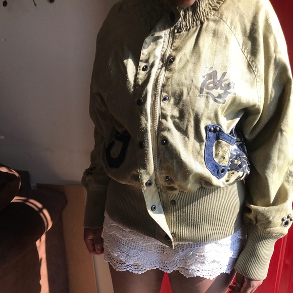 Jacket - Picture 2 of 5